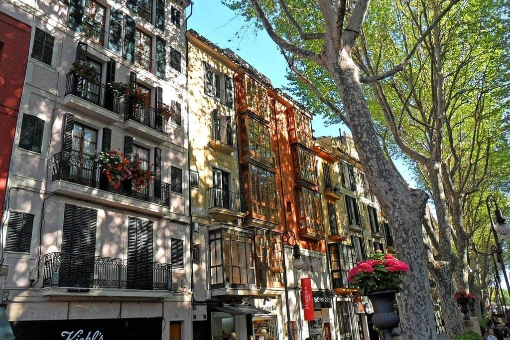 Avantages et risques des investissements locatifs 